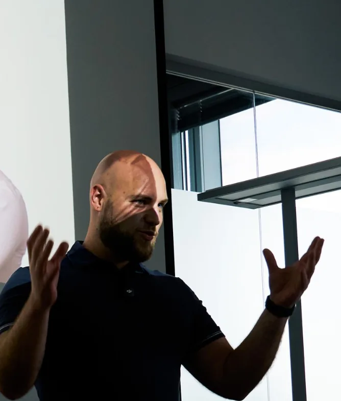 Constantin Pechel bei einem Vortrag im Kölnturm
